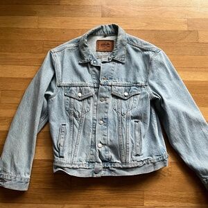 Vintage 90s Calvin Klein Denim Jacket Light Wash Women’s Medium
